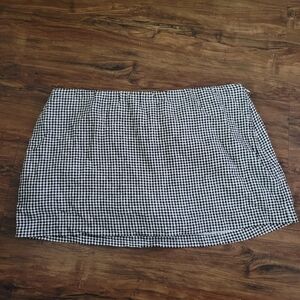 Abercrombie & Fitch Black and White Gingham Mini Skirt